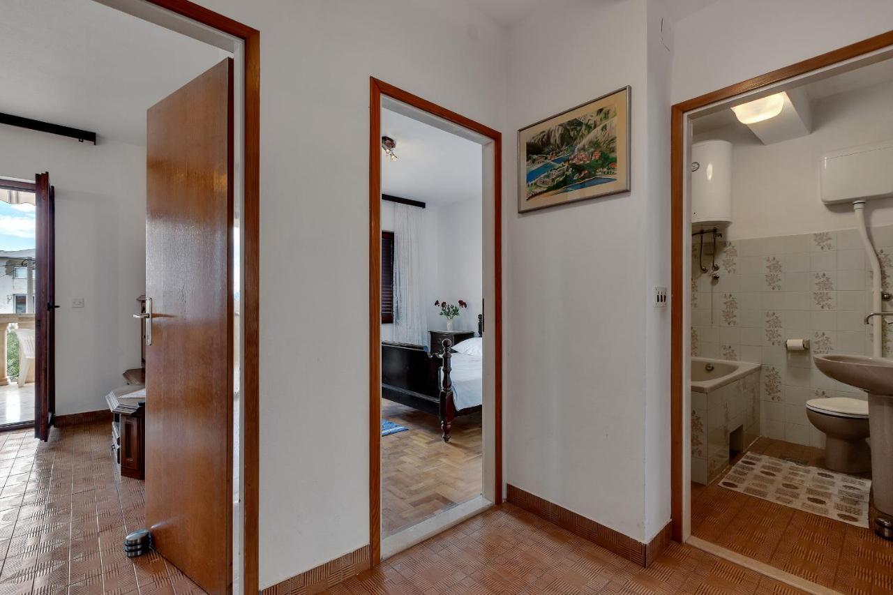 Apartments Tihomir Musac Omiš Exterior foto
