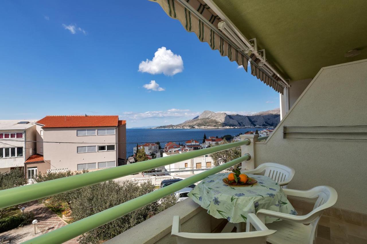 Apartments Tihomir Musac Omiš Exterior foto